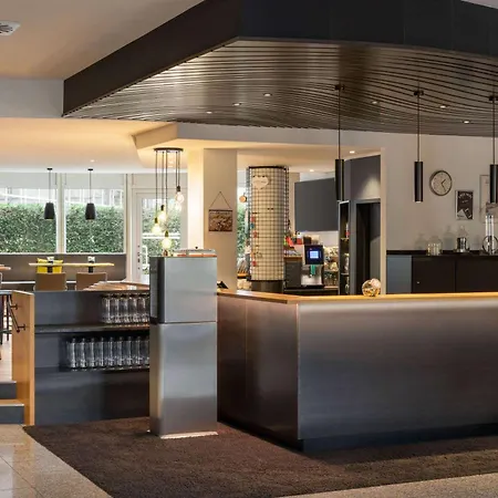 Hotel Vienna House Easy By Wyndham 4*
