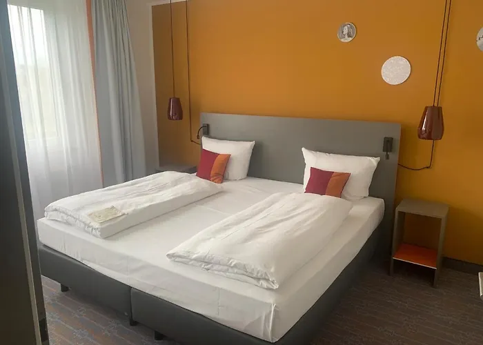 호텔 Vienna House Easy By Wyndham 4*