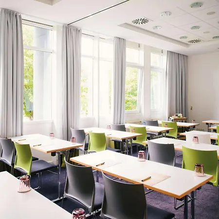 Vienna House Easy By Wyndham 4*