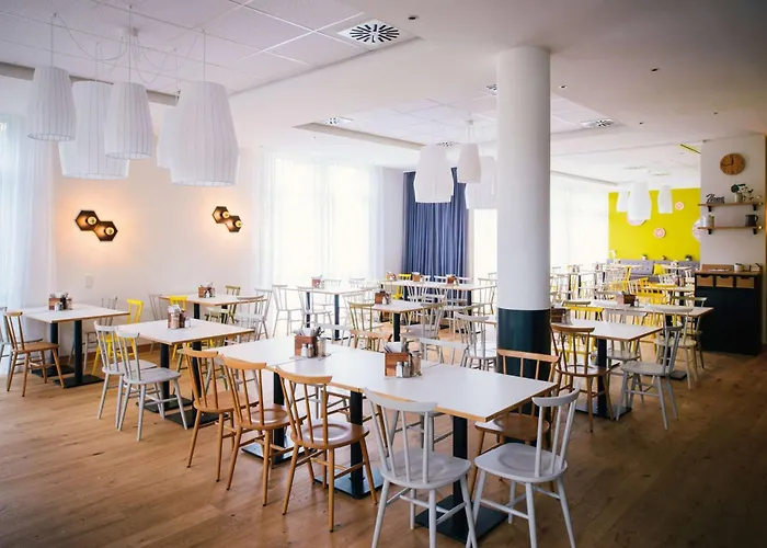 Vienna House Easy By Wyndham 4* Άμπεργκ